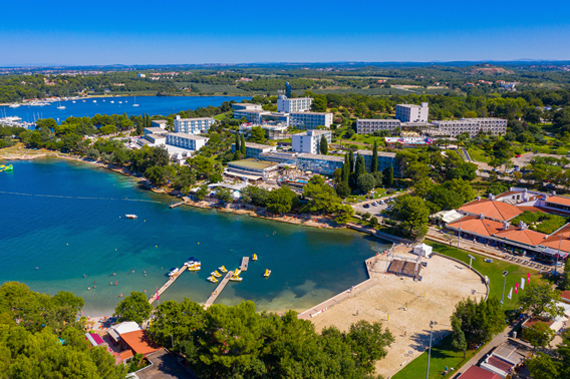 Zelena-Resort-2019-panorama-plaža